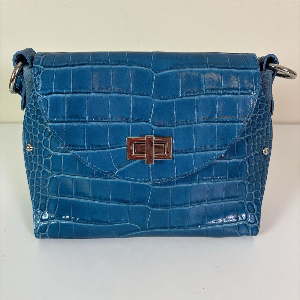 Croc-Embossed Teal Shoulder Bag with Turn-Lock Closure